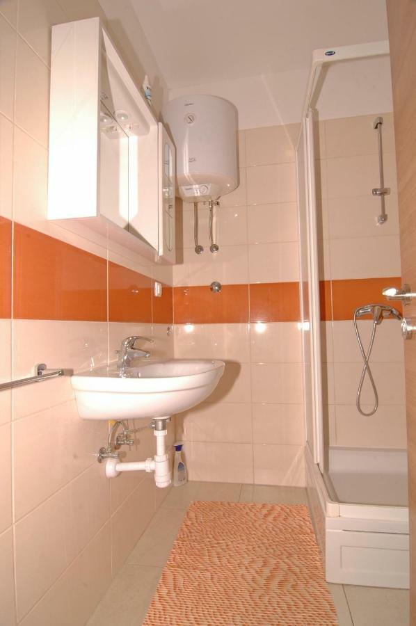 Apartment Urem 比奥格勒·纳·莫鲁 外观 照片
