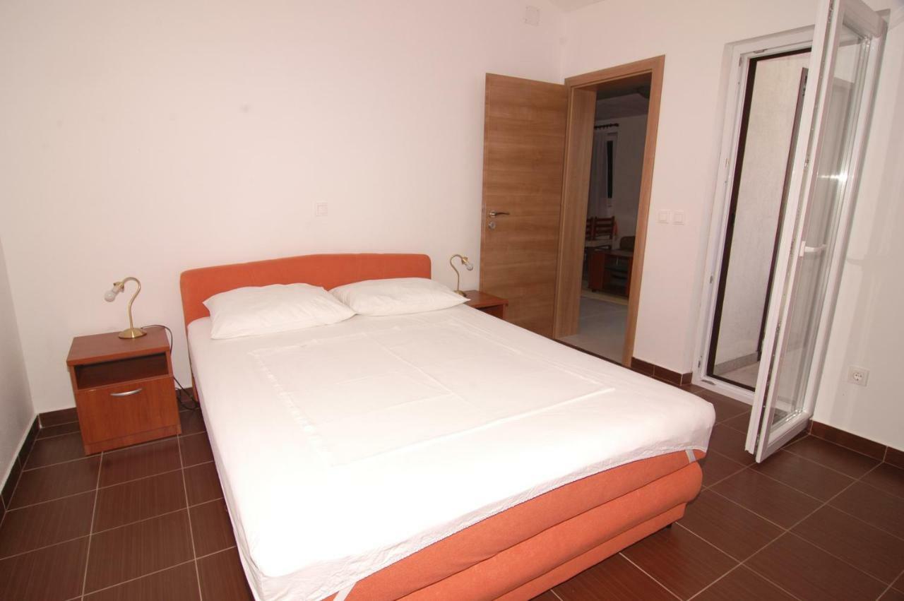 Apartment Urem 比奥格勒·纳·莫鲁 外观 照片