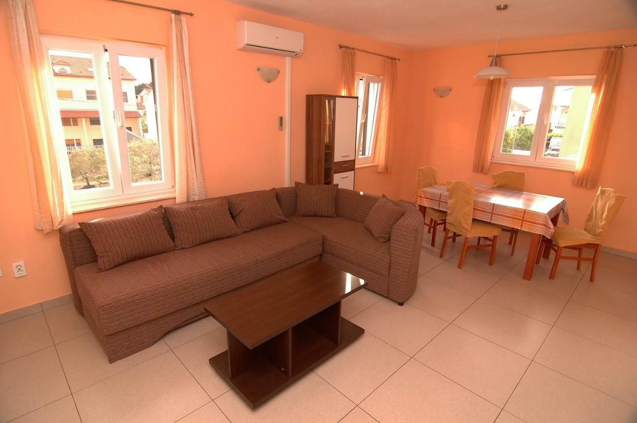 Apartment Urem 比奥格勒·纳·莫鲁 外观 照片